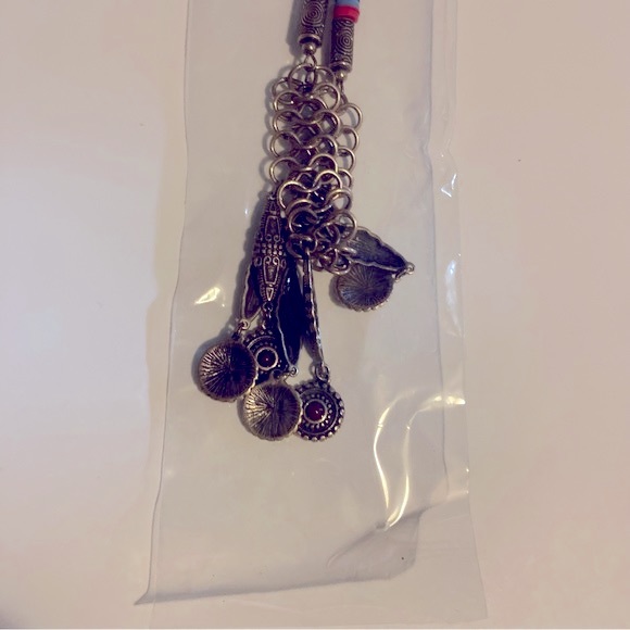 Mia Collection Women's Long Necklace - Picture 5 of 5